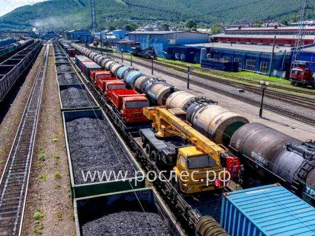 «Украинские железные дороги» («Укрзализныця») начали процедуру национализации более трех тысяч российских вагонов на Украине.